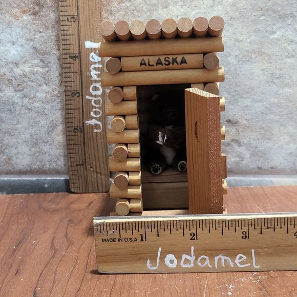 Mini Brown Bear Plush Inside Log Watch Tower Alaska Souvenir - Picture 9 of 12